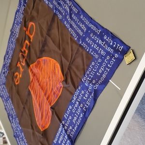 Moschino quore heart🧡 Scarf